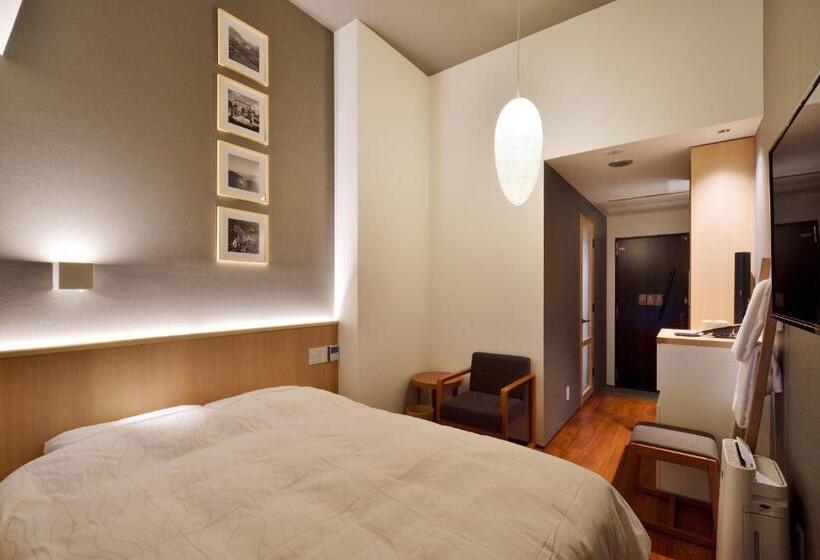 غرفة قياسية, The Chelsea Breath