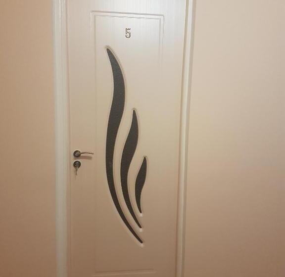 اتاق استاندارد با تخت بزرگ, Ani Guest House