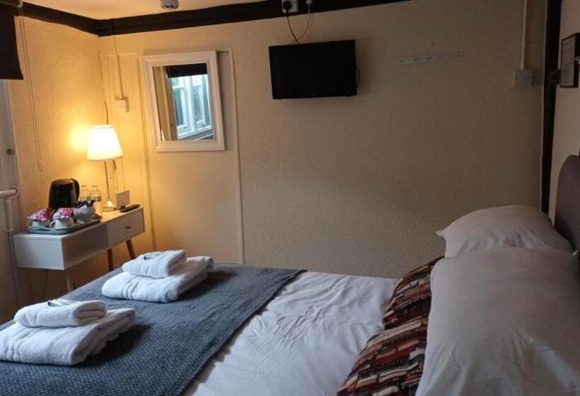 غرفة أساسية, The Kings Head