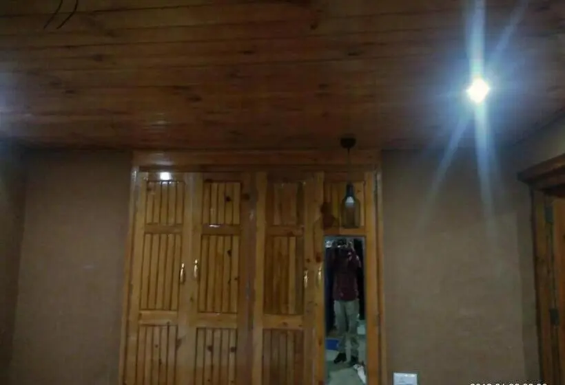 デラックスルーム, Mud House Cottage