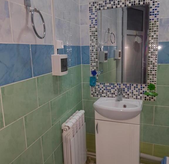 اتاق استاندارد سه نفره, Guest House Ibrohim حلال