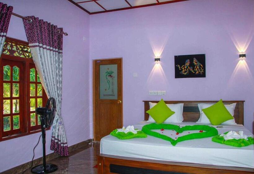 デラックスルーム, Wijesiri Family Guest House