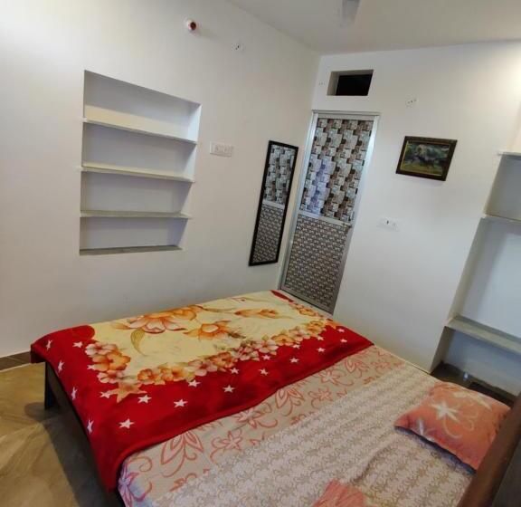 Номер Deluxe, Varah Square Guest House