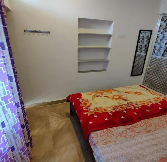 Номер Deluxe, Varah Square Guest House