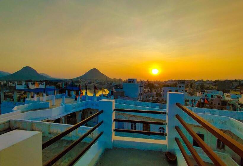 经济房, Varah Square Guest House