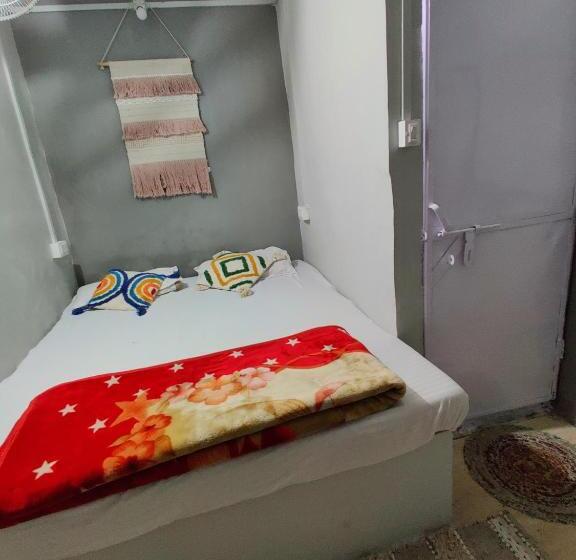 Номер Basic, Varah Square Guest House