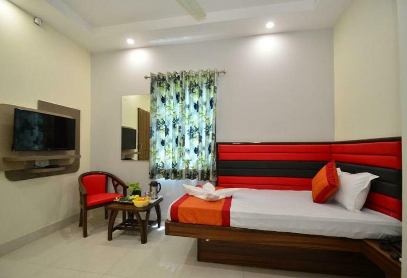 Номер Superior Одноместный, Zen Rooms Alwar