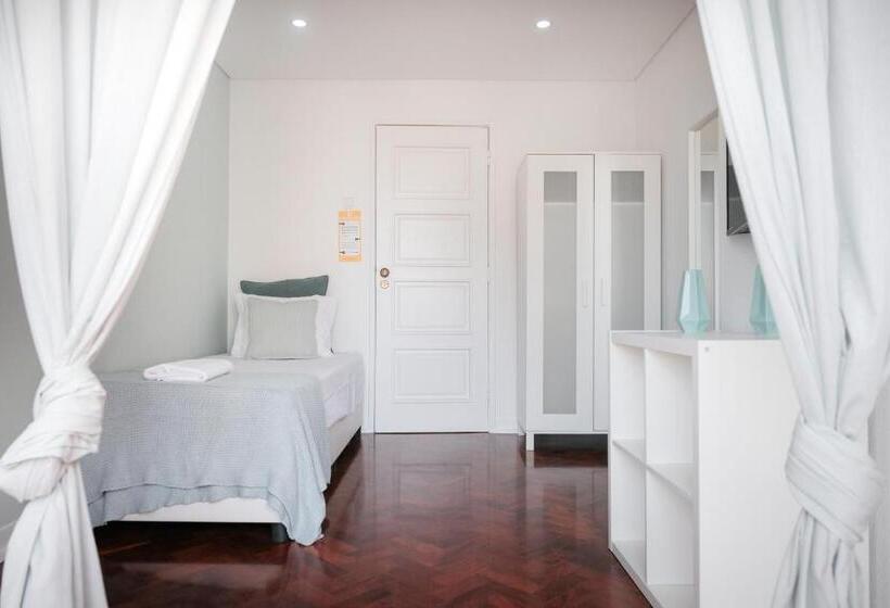 Camera Standard Singola con Balcone, 4u Lisbon Suites & Guesthouse Vii Airport