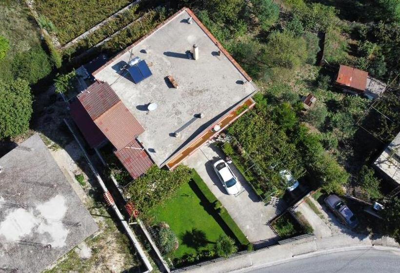 اتاق استاندارد با سرویس بهداشتی مشترک, Guesthousemantho