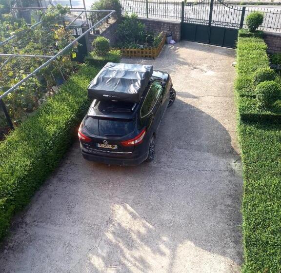 اتاق استاندارد با سرویس بهداشتی مشترک, Guesthousemantho