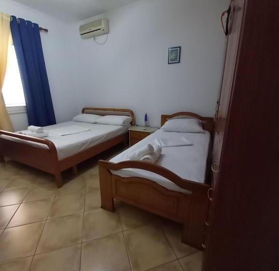 اتاق استاندارد با سرویس بهداشتی مشترک, Guesthousemantho