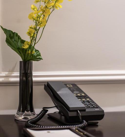 اتاق کلاب, Mai House Saigon