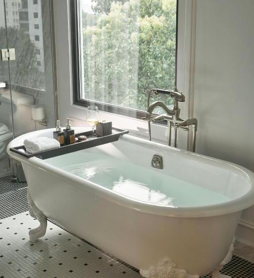 آپارتمان 2 خوابه, Mai House Saigon