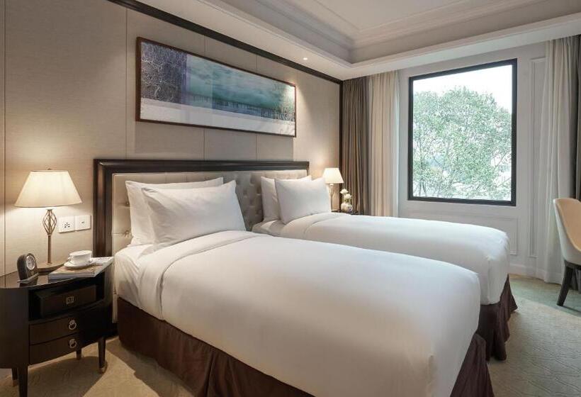 آپارتمان 2 خوابه, Mai House Saigon