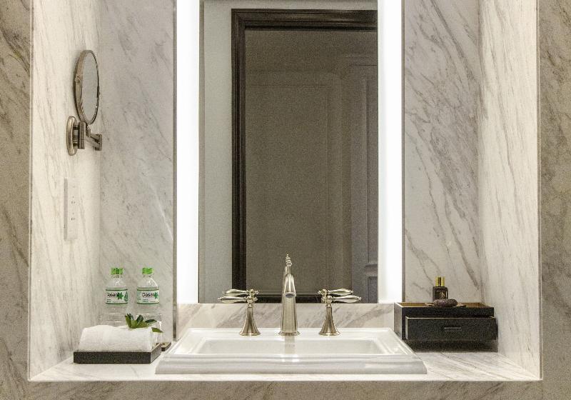 اتاق پرمیوم, Mai House Saigon