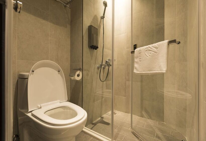 اتاق سوپریور, Meander 1948