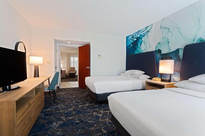 اتاق سوپریور خانوادگی, Meander 1948