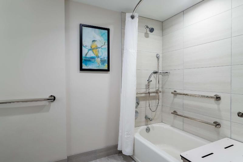 اتاق سوپریور خانوادگی, Meander 1948