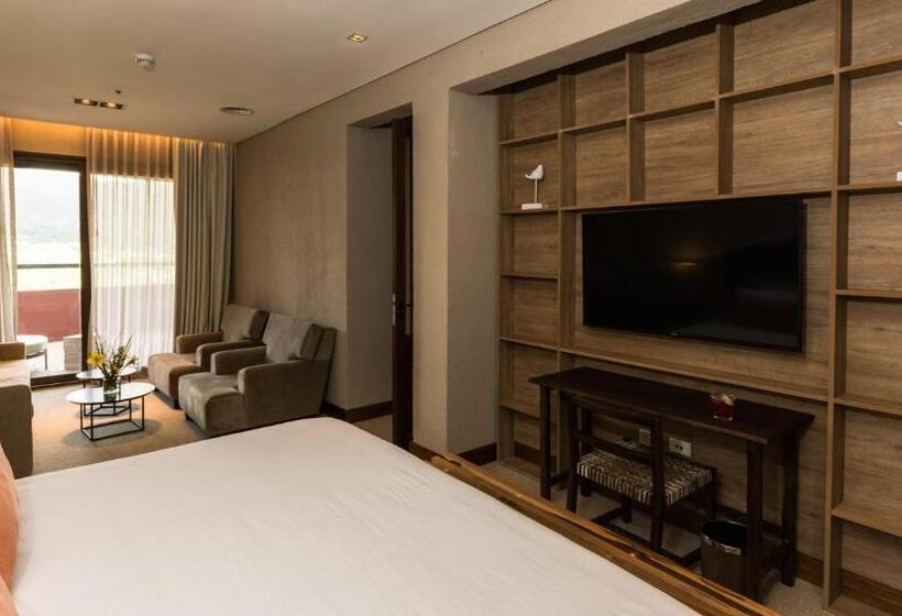 סוויטת ג'וניור, Pueblo Nativo Resort Golf & Spa