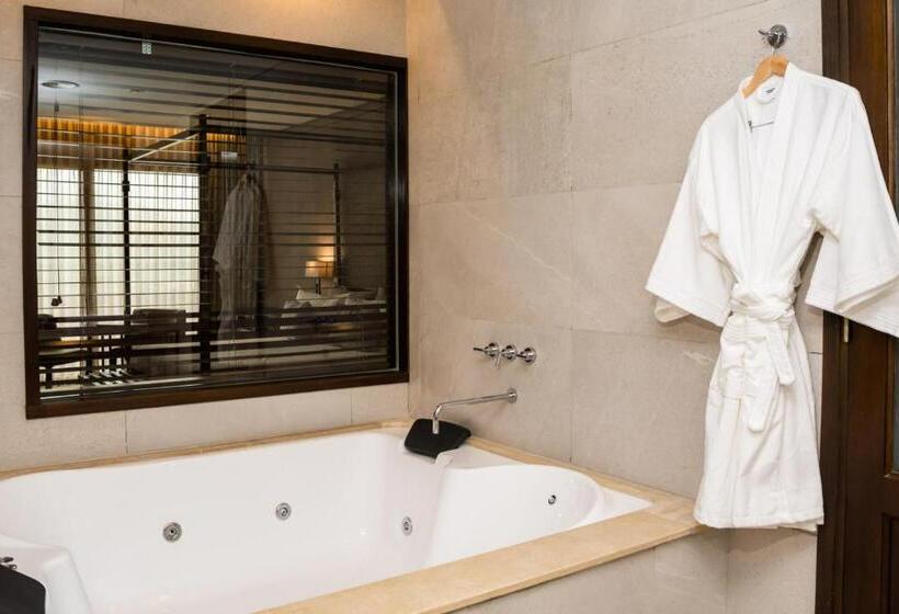 סוויטה נשיאותית, Pueblo Nativo Resort Golf & Spa