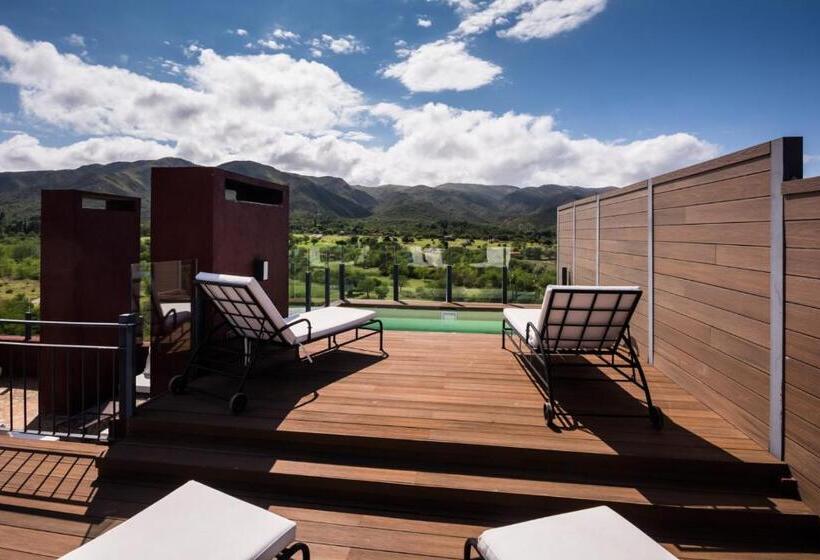 סוויטה נשיאותית, Pueblo Nativo Resort Golf & Spa