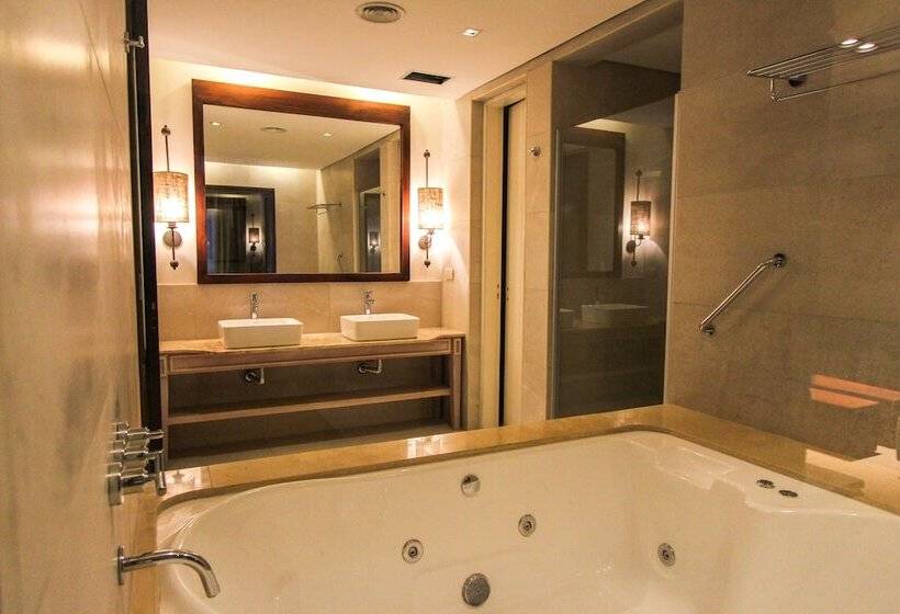 סוויטה נשיאותית, Pueblo Nativo Resort Golf & Spa