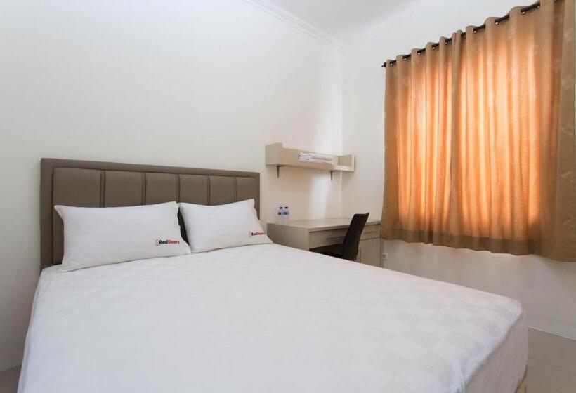 标准间, Reddoorz Plus Near Siloam Karawaci