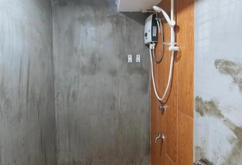 اتاق استاندارد, Reddoorz Plus Near St Lukes Bgc