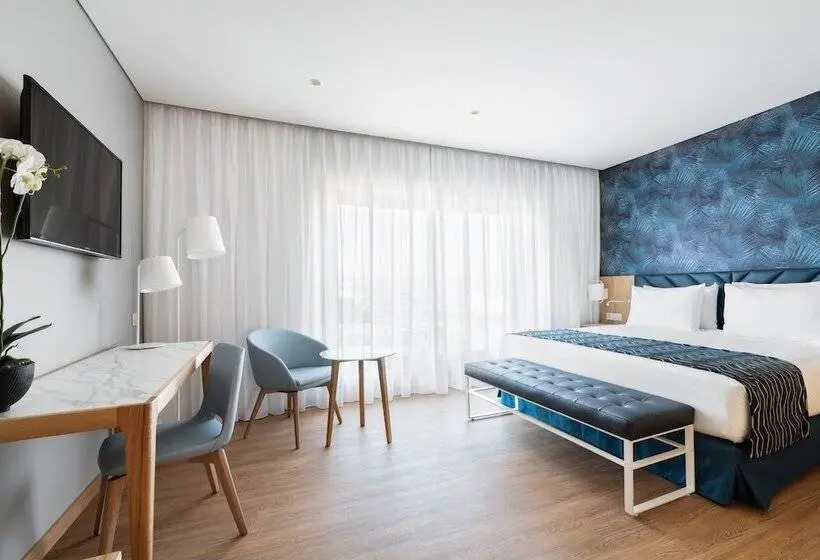 سوییت جونیور, Eurostars Matosinhos