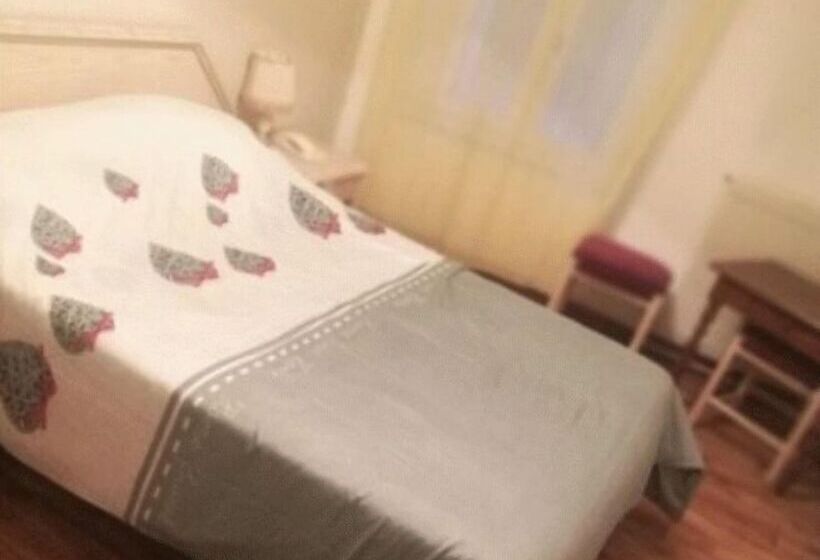 חדר סטנדרט, L Albret Chr