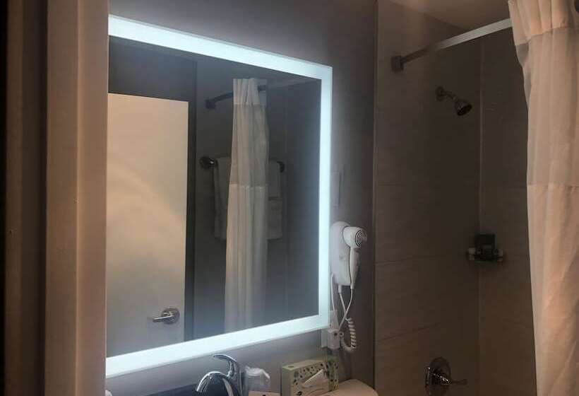 جناح, Best Western Fort Lee