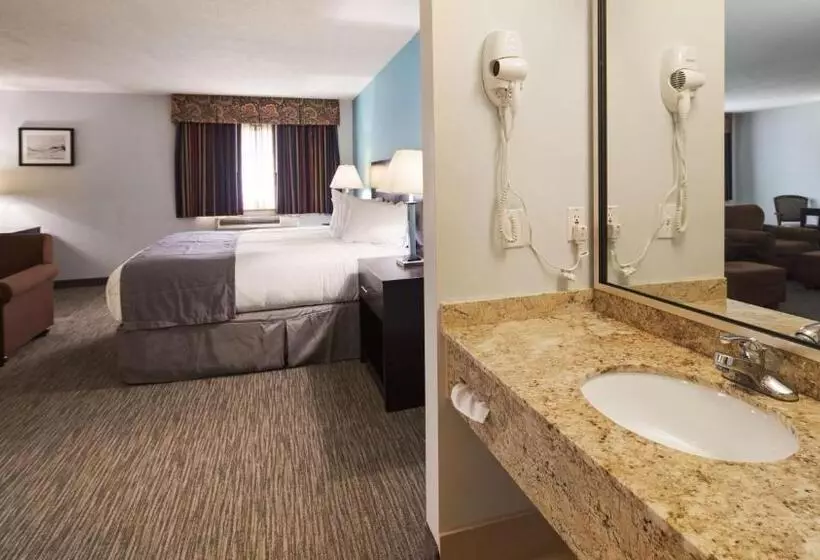 スーペリアースイート, Best Western New Baltimore Inn
