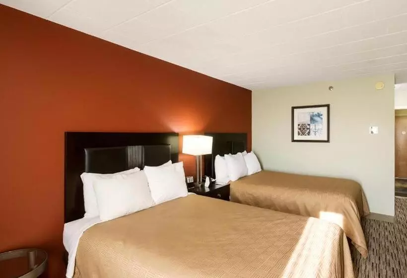２ダブルベッドのスタンダードルーム, Exton Hotel And Conference Center