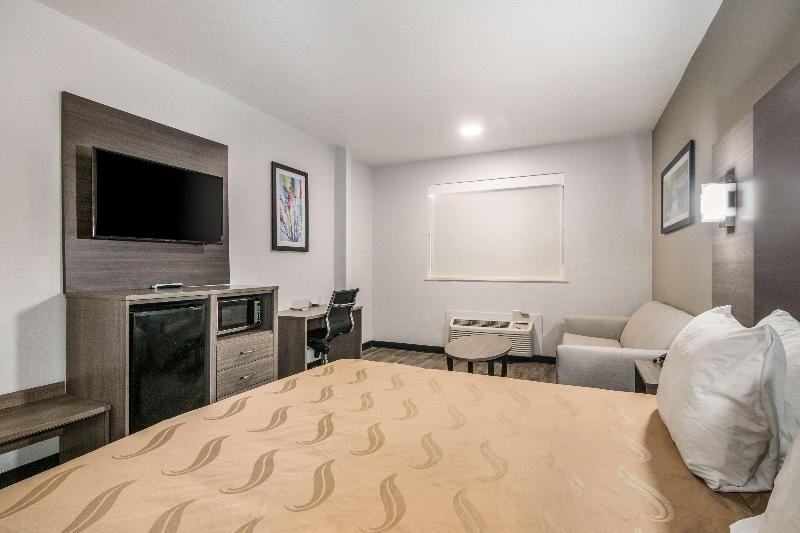 חדר סטנדרט, מיטת קינג, מותאם לאדם עם מוגבלויות, Quality Inn & Suites