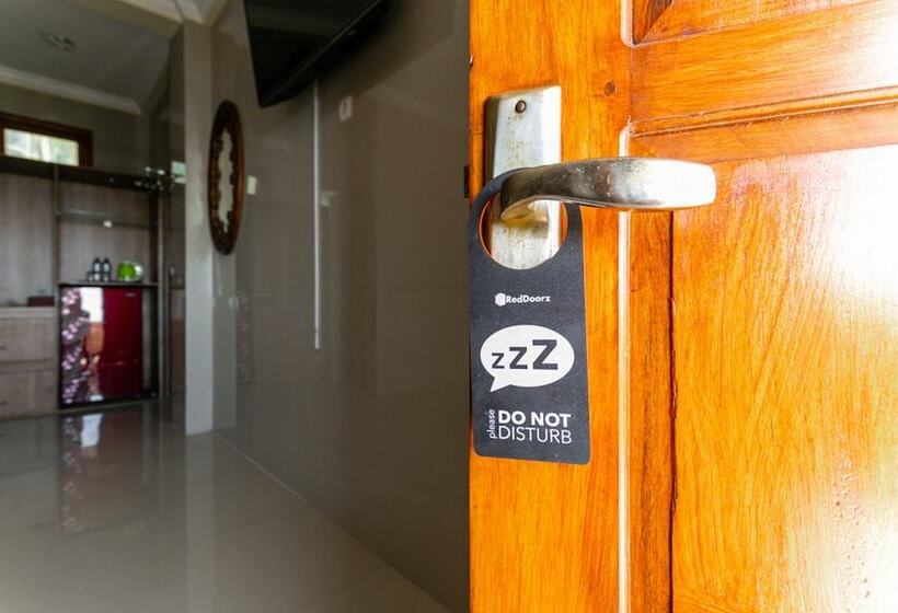Номер Deluxe, Reddoorz Near Parangtritis Beach