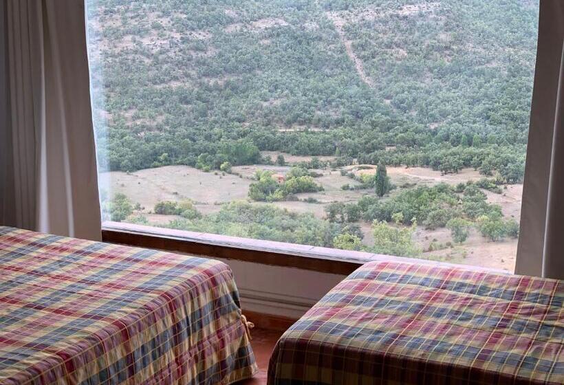 חדר סטנדרט לשלושה, El Mirador