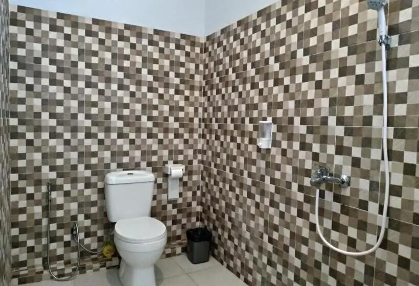 اتاق خانوادگی, The Pande Hill Homestay