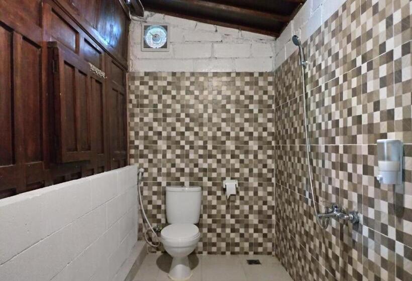 수피리어 방갈로, The Pande Hill Homestay