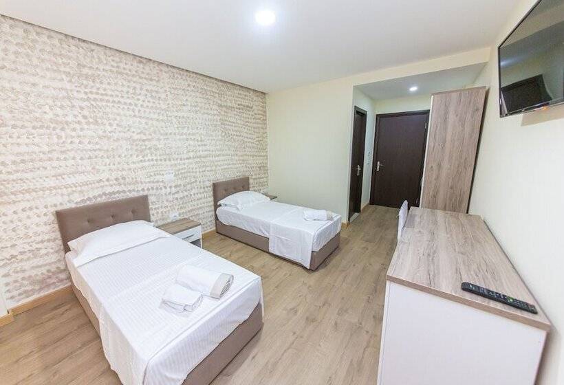 חדר סטנדרט עם מרפסת, Esal