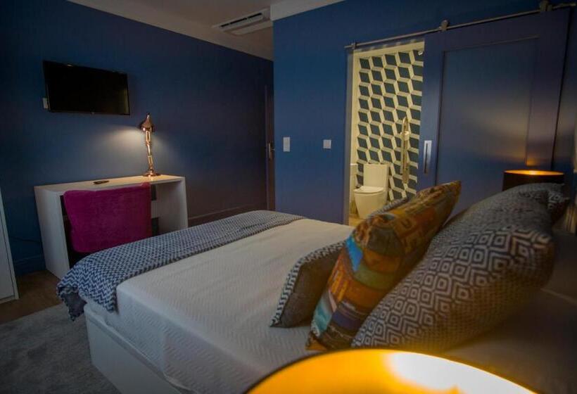 اتاق استاندارد برای معلولان, Zigzag Hostel