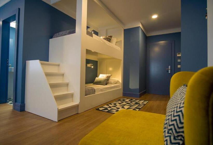 Семейный Номер, Zigzag Hostel