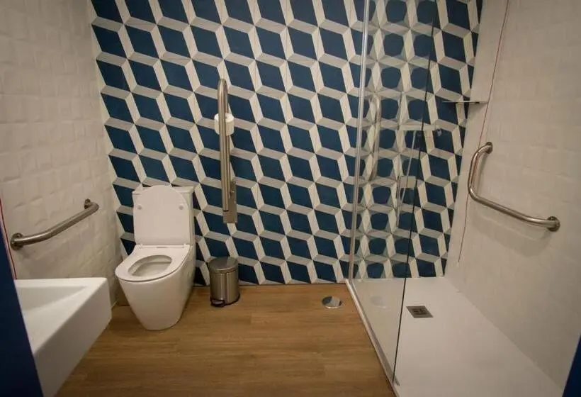 اتاق استاندارد برای معلولان, Zigzag Hostel