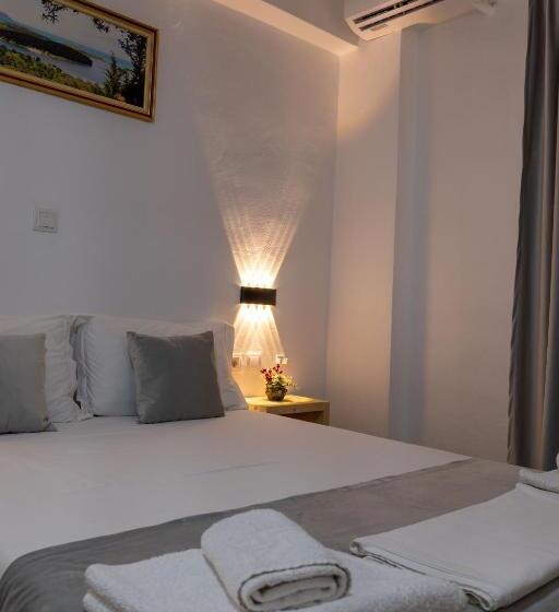 Трехместный Номер Классика, Apart Hotel Alex