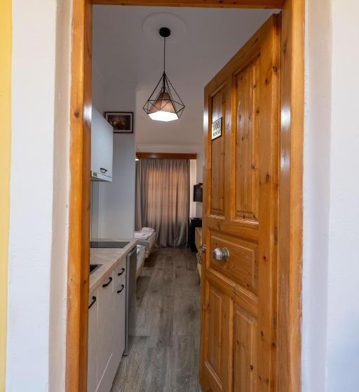 Трехместный Номер Классика, Apart Hotel Alex