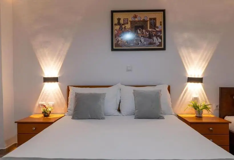 اتاق استاندارد سه نفره, Apart Hotel Alex