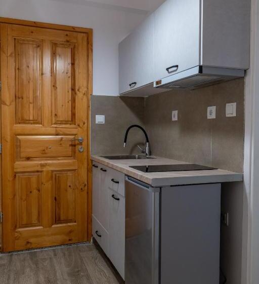 Трехместный Номер Классика, Apart Hotel Alex