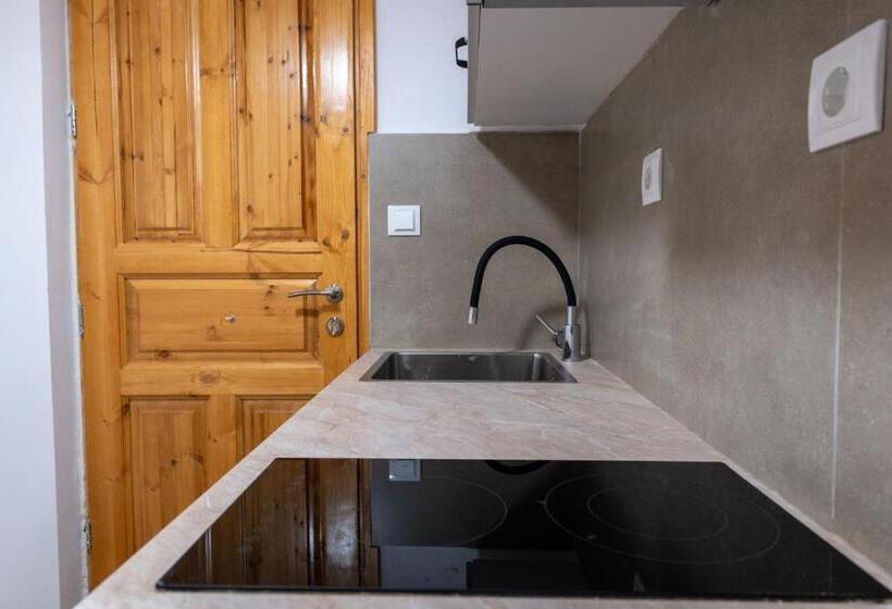 Трехместный Номер Классика, Apart Hotel Alex