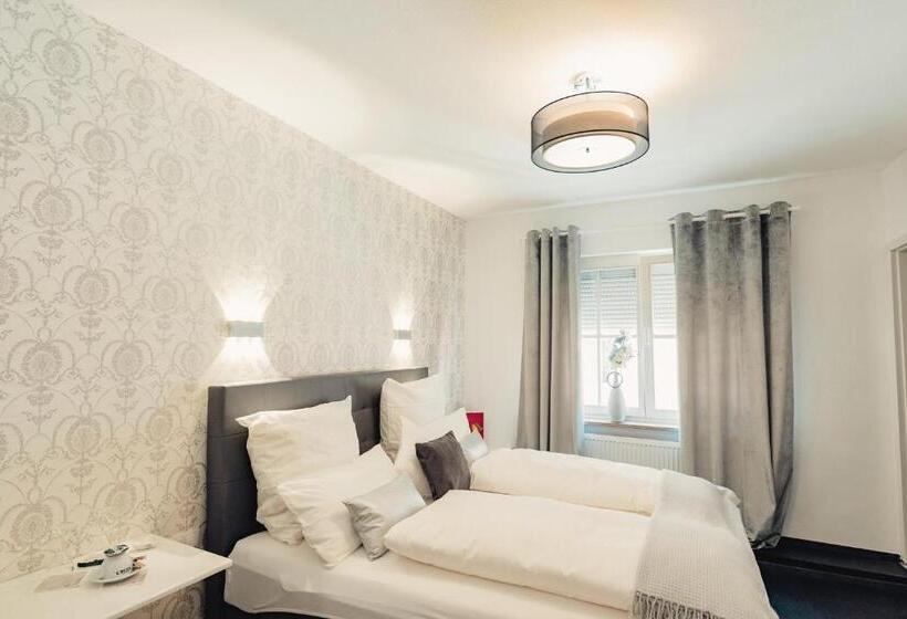 标准间, Da Felice