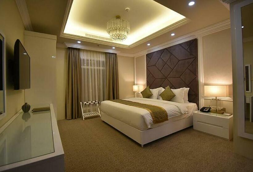 주니어 스위트 킹사이즈 침대, Remaj