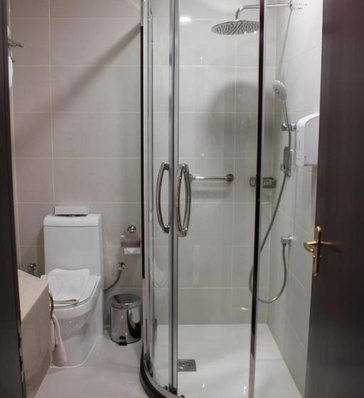 프리미엄 룸, Remaj